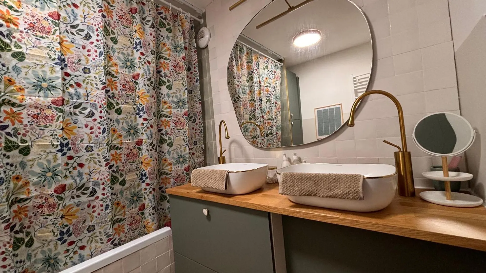 Chambre Chaleureuse Et Cosy Lille 0*,  France